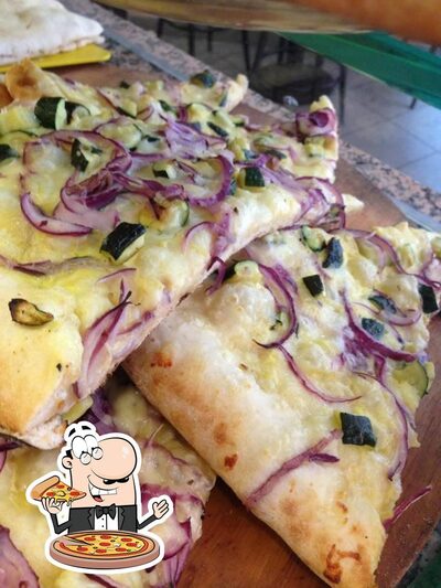 Prenditi una pizza alla pizzeria Pizzeria da Roberto
