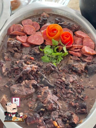 Pratos de carne são oferecidos no Parada da dada