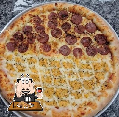 No Pizzaria Carnaíba, você pode pedir pizza