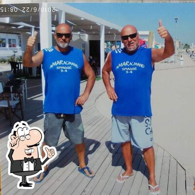 Siediti a un tavolo di aMARacmand! Spiagge 3-4