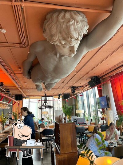 Check out how Kvartira s vidom looks inside