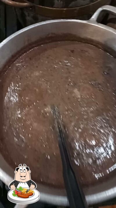 Comida em VALE dos Titans