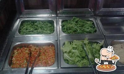 Peça diversos tipos de pizza