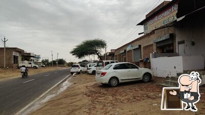 The exterior of नागौरी नॉन वेज होटल