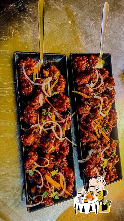 Meals at Chini Mama