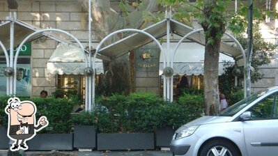 Gli esterni costituiscono una caratteristica importante di Il Cigno Caffè Pasticceria