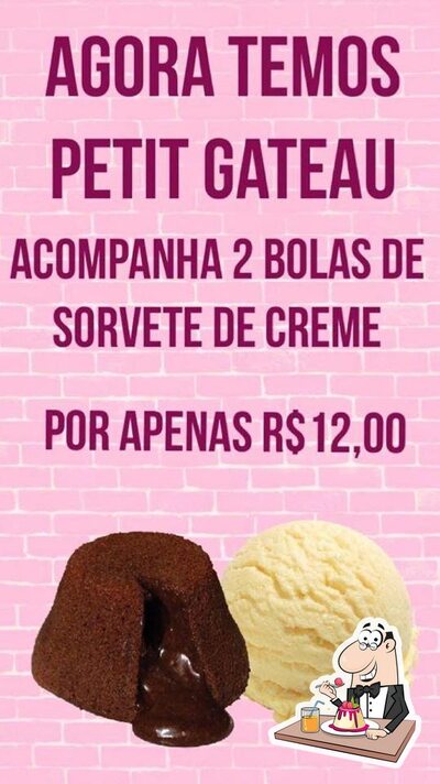 Restaurante Kfraft serve uma escolha de sobremesas