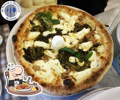 Scegli una pizza alla pizzeria Da Teresa e Patrizia
