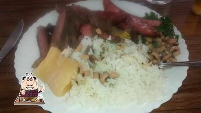 Escolha pratos de carne do menu