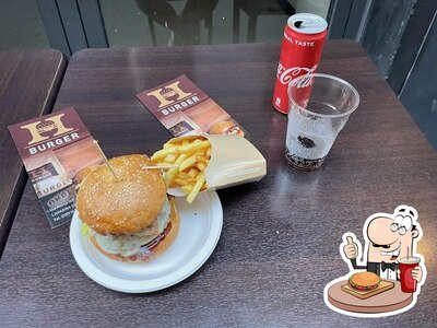 Concediti un bell'hamburger al ristorante H burger Lavagna