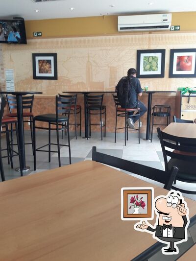 Veja imagens do interior do Subway
