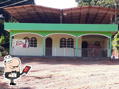 a parte exterior é uma característica importante do Aguardente de Cana Rosa Mineira