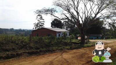 Veja o exterior do Lancheria Ponto X