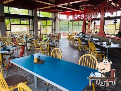 Check out how Eatlicious looks inside