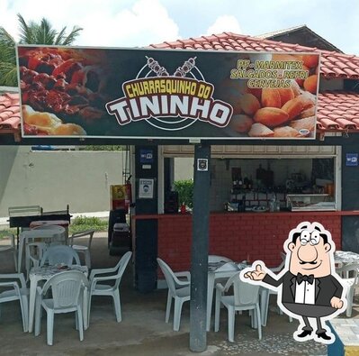O interior do Churrasquinho do Tininho
