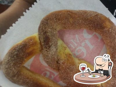 Platos en Mr. Pretzels