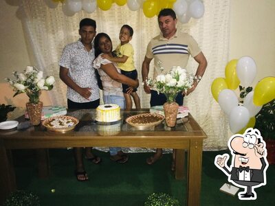 Veja imagens do interior do Tibério Cakes