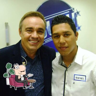 Sente em uma das mesas no Buteco itabatan