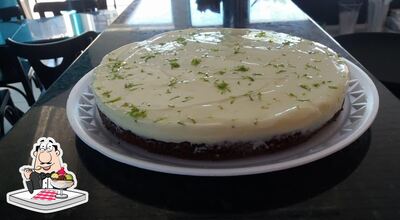 Não esqueça de pedir uma sobremesa no Equipão Panificadora, Confeitaria e Café