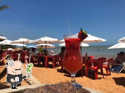 Peça diversos drinques servidos no Bacutia Pub