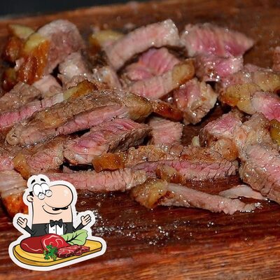 Refeições de carne são oferecidos no Churrasco do Gabriel