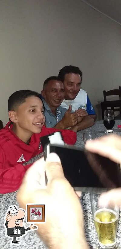 Veja imagens do interior do Pizzaria Kadoshe