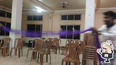 Check out how Food Villa, Teok looks inside