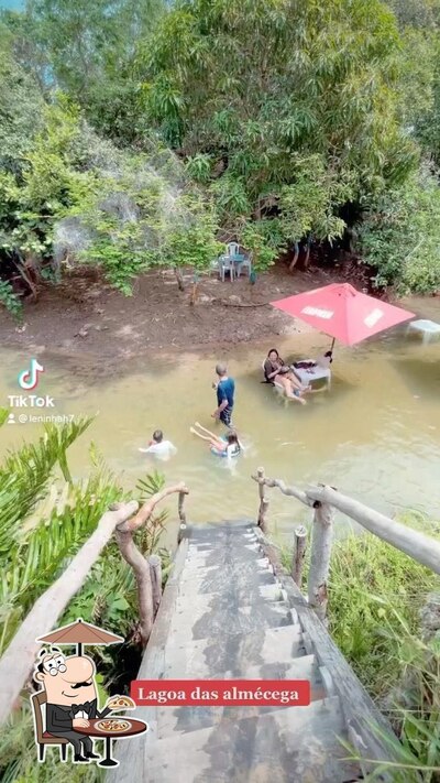 a parte exterior é uma característica importante do Recantus restaurante