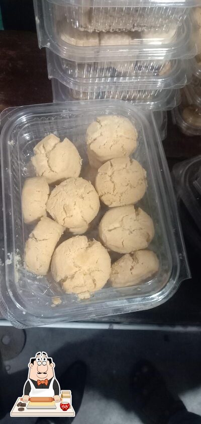 The Foodze serves a variety of desserts