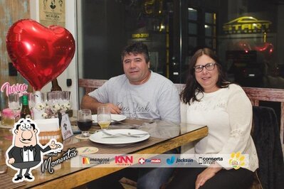Veja imagens do interior do Saloon Pizzaria