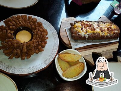 Platos en Restaurante Outback Steakhouse