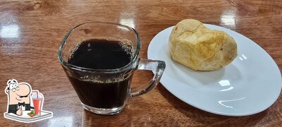 Você pode desfrutar de uma bebida do menu