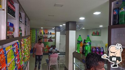 Check out how Golden Bakes looks inside