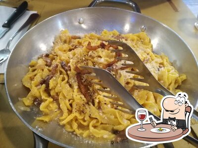 Cibo al Golden Italy Aurelia