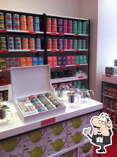 Installez-vous à l'une des tables de Kusmi Tea | Président Edouard Herriot | Lyon 2ème