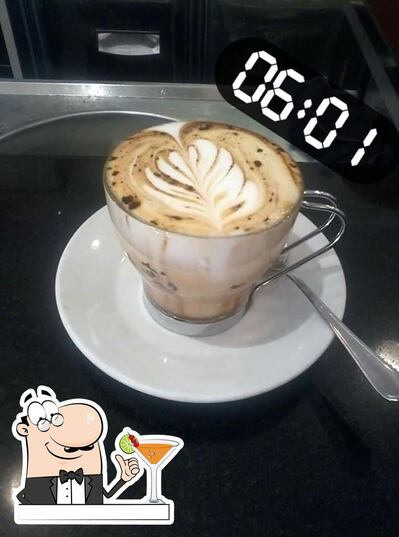 Prenditi uno dei drink Caffè Serena-Via Don Minzoni