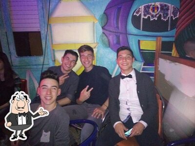 Siediti a un tavolo di Bar Mario