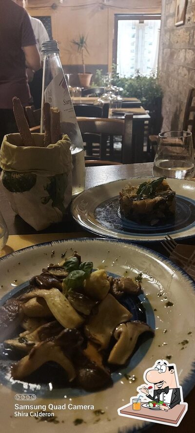 Platti al Enoteca Taverna U.v.a Club