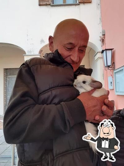 Siediti a un tavolo di Bar La Piazza Santa Maria Codifiume