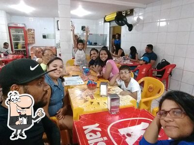 O interior do Pizzaria Palace (Cavaleiro)