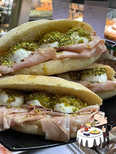 Carella Food&Drink offre un'ampia selezione di opzioni per gli amanti dell'hamburger