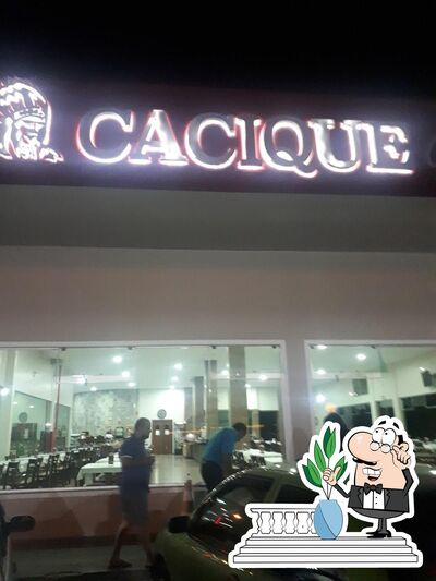 O exterior do Restaurante Cacique Grill