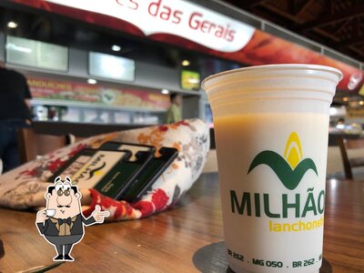 Descubra diversos bebidas servidos no Restaurante Milhão