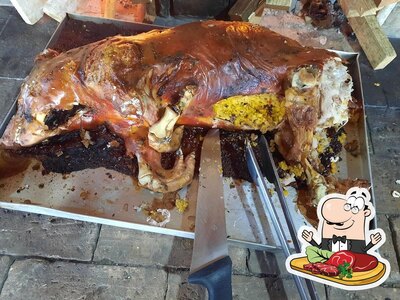 Pratos de carne são disponibilizados no Restaurante e conveniência São Matheus