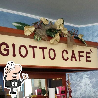 Gli interni di Giotto Caffè