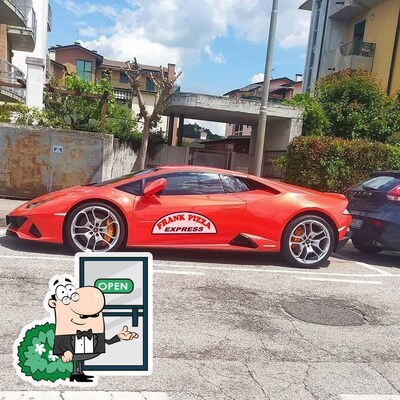 Goditi la vista dagli esterni di Bar Tabaccheria di Alessio Hu