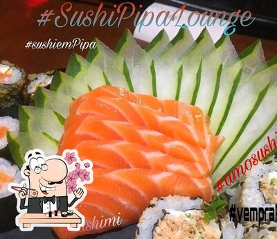 No Sushi Pipa Lounge Pipa RN, você pode tentar sushi