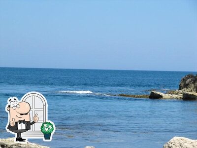 Curiosa tra gli esterni di Al Chiosco del Faro