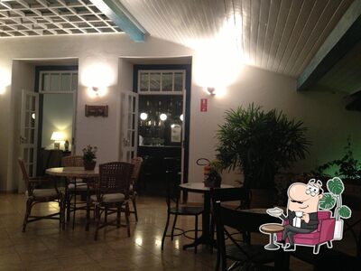 Veja imagens do interior do Piano Bar