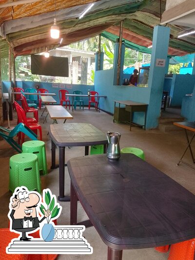 You can get some fresh air at the outside area of Veetile oone